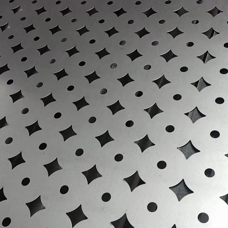 河南冲孔筛板设计与加工：如何选择更佳材料与技术
